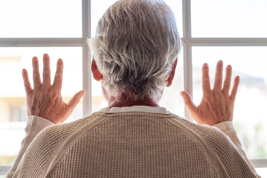 Cómo evitar el aislamiento social en adultos mayores